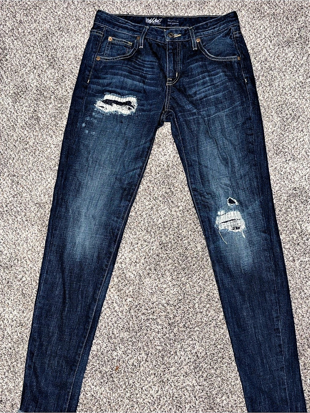 Mossimo Denim Boyfriend Garçonne Distressed Dark Wash Jeans Size 2/26